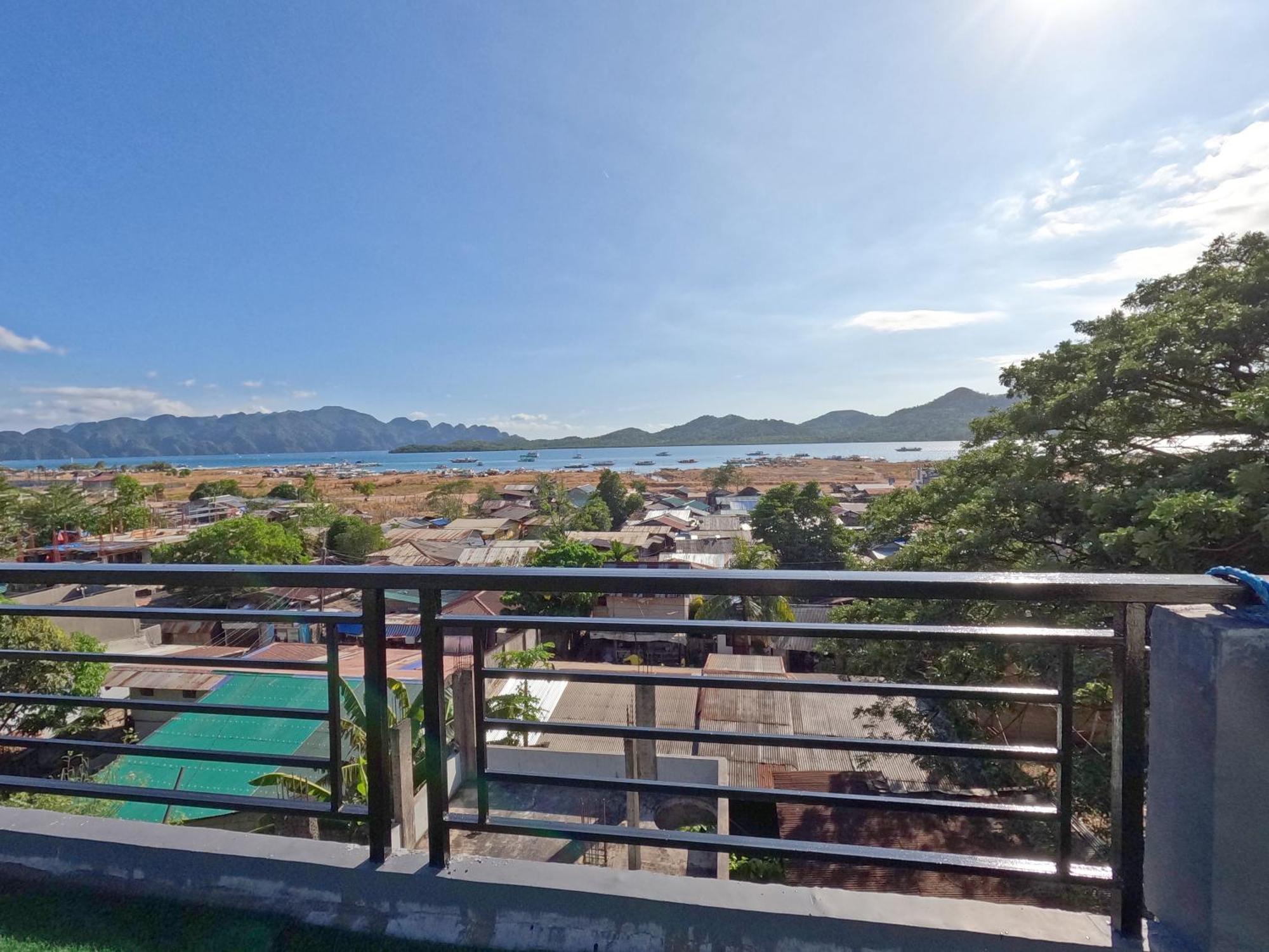 Lucky Tito Coron Dive Resort 외부 사진